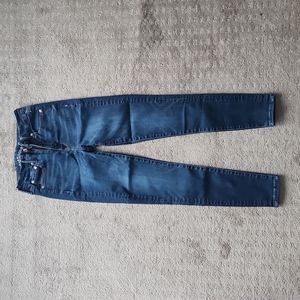 American Eagle Lu(x)e Jean